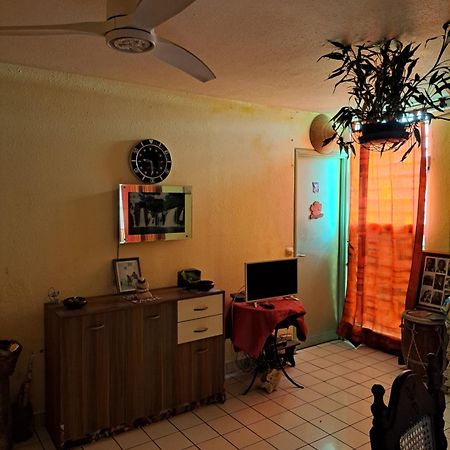 ポワンタピートルColocation Cite Urbaineアパートメント エクステリア 写真