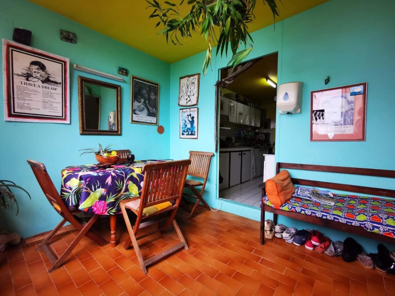 ポワンタピートルColocation Cite Urbaineアパートメント エクステリア 写真